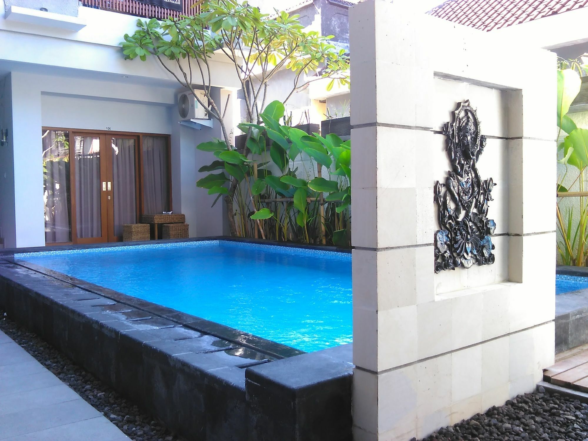Guest house Reddoorz At Kerobokan 2 2*